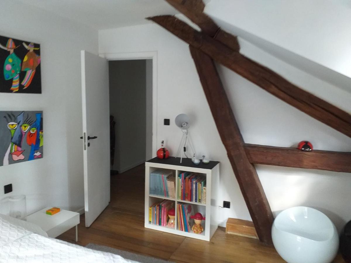 Maison De Vacances, Gite "Le Vieux Logis" A Профондвиль Экстерьер фото